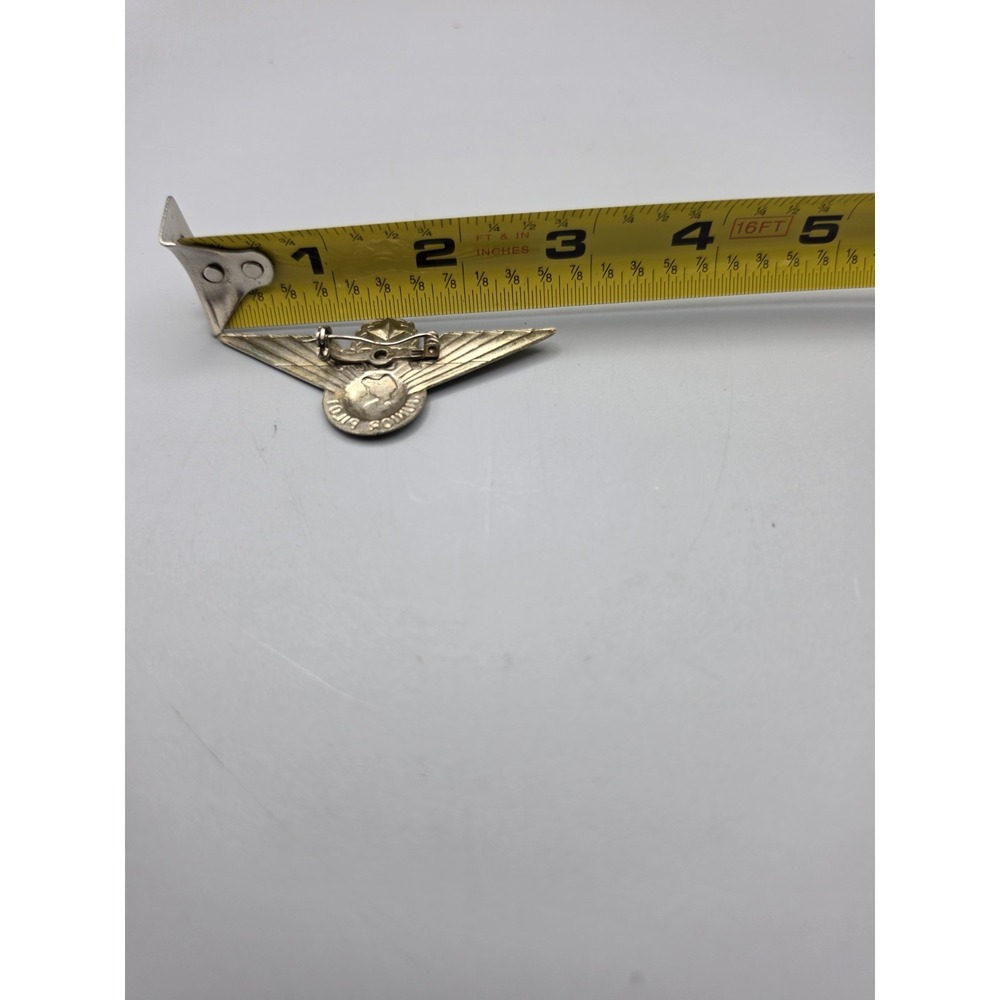 Vintage TWA Junior Pilot Wings Pin Metal Trans World Airlines 1960s Aviation - Picture 4 of 4